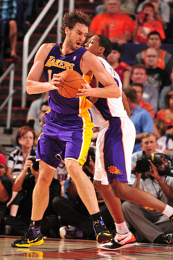 103892014BG008_Lakers_Suns